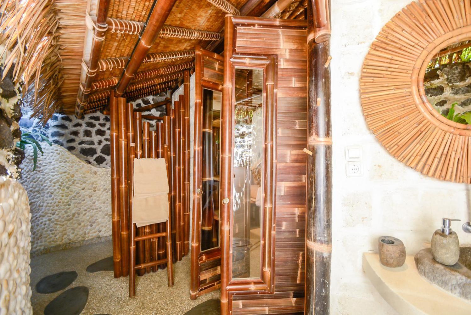 Le Bamboo Bali Villa Uluwatu Szoba fotó